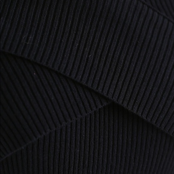 NWT Chicwish Off The Shoulder Knit Top Black Small - Picture 7 of 10